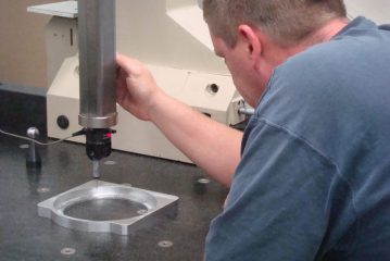 Mitutoyo B231 CMM inspection using QCT2000 Inspect 2 Cad Software and Reinshaw Precision probes.